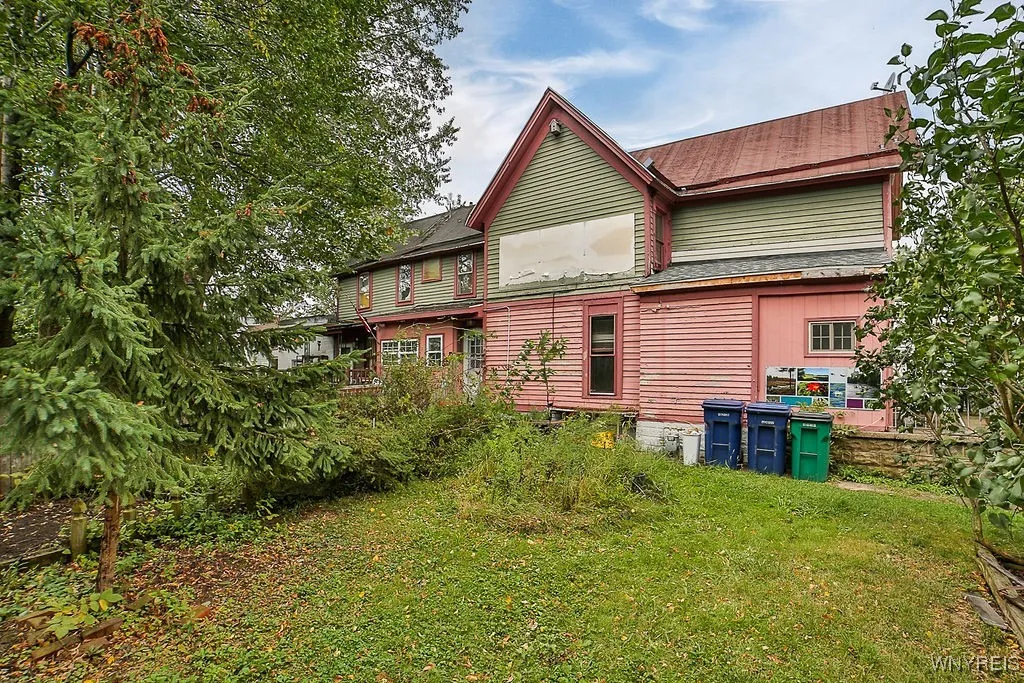 Double Lot 26 & 28 19th St