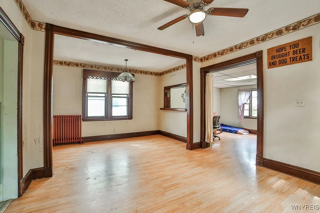28 19th Street, Buffalo, New York 14213, Buffalo, New York 14213, 3 Bedrooms Bedrooms, 8 Rooms Rooms,2 BathroomsBathrooms,Residential,Closed,28 19th Street, Buffalo, New York 14213,0,B1566553