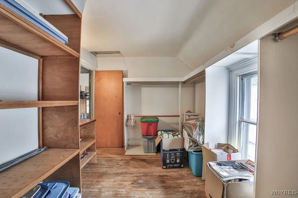28 19th Street, Buffalo, New York 14213, Buffalo, New York 14213, 3 Bedrooms Bedrooms, 8 Rooms Rooms,2 BathroomsBathrooms,Residential,Closed,28 19th Street, Buffalo, New York 14213,0,B1566553