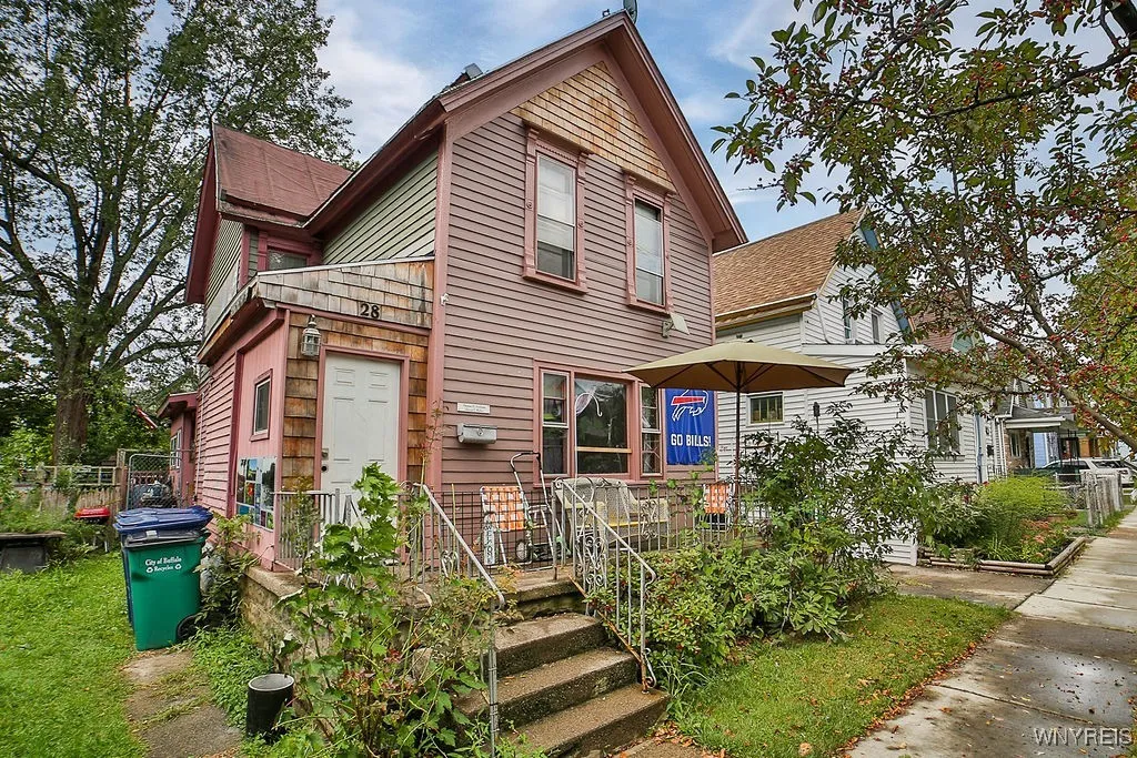 28 19th Street, Buffalo, New York 14213, Buffalo, New York 14213, 3 Bedrooms Bedrooms, 8 Rooms Rooms,2 BathroomsBathrooms,Residential,Closed,28 19th Street, Buffalo, New York 14213,0,B1566553