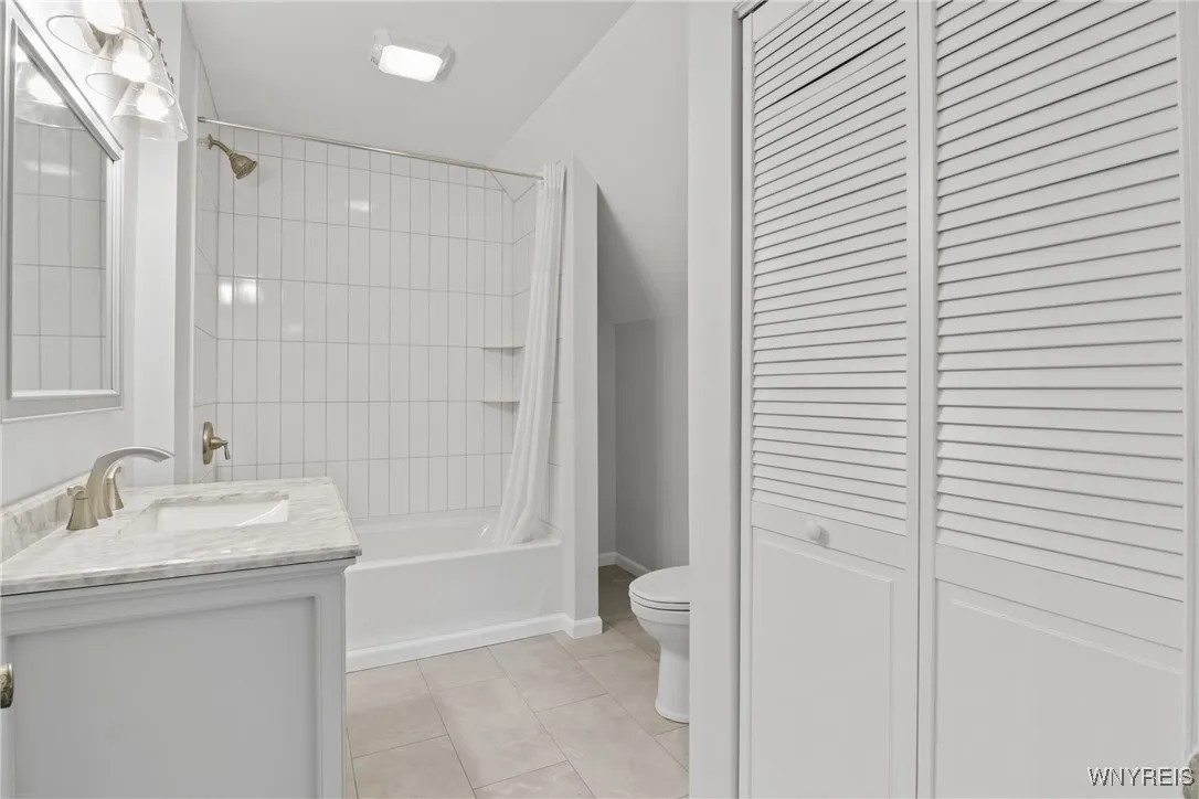 4033 Park Avenue, Hamburg, New York 14075, Hamburg, New York 14075, 3 Bedrooms Bedrooms, 3 Rooms Rooms,1 BathroomBathrooms,Residential,Closed,4033 Park Avenue, Hamburg, New York 14075,0,B1566777
