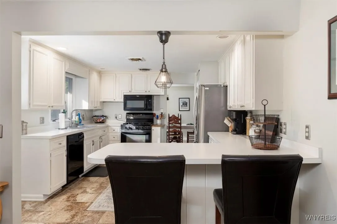 222 Greenwood Drive, Aurora, New York 14052, Aurora, New York 14052, 3 Bedrooms Bedrooms, 8 Rooms Rooms,2 BathroomsBathrooms,Residential,Closed,222 Greenwood Drive, Aurora, New York 14052,0,B1565840
