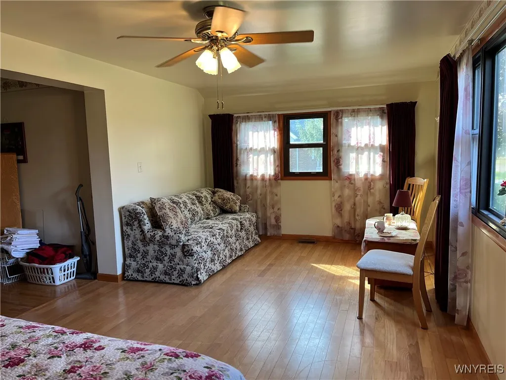 3973 Sowles Road, Hamburg, New York 14075, Hamburg, New York 14075, 4 Bedrooms Bedrooms, 9 Rooms Rooms,2 BathroomsBathrooms,Residential,Closed,3973 Sowles Road, Hamburg, New York 14075,0,B1565054