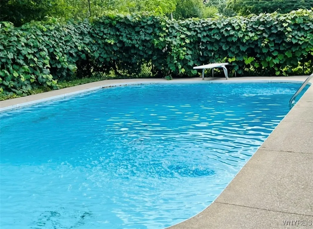 3973 Sowles Road, Hamburg, New York 14075, Hamburg, New York 14075, 4 Bedrooms Bedrooms, 9 Rooms Rooms,2 BathroomsBathrooms,Residential,Closed,3973 Sowles Road, Hamburg, New York 14075,0,B1565054