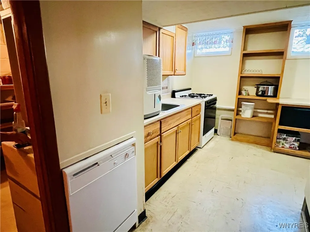 3973 Sowles Road, Hamburg, New York 14075, Hamburg, New York 14075, 4 Bedrooms Bedrooms, 9 Rooms Rooms,2 BathroomsBathrooms,Residential,Closed,3973 Sowles Road, Hamburg, New York 14075,0,B1565054
