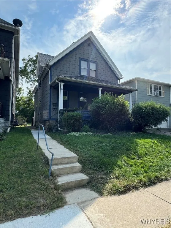 22 Flower Street, Buffalo, New York 14214, Buffalo, New York 14214, 4 Bedrooms Bedrooms, ,2 BathroomsBathrooms,Residential,Closed,22 Flower Street, Buffalo, New York 14214,0,B1567040