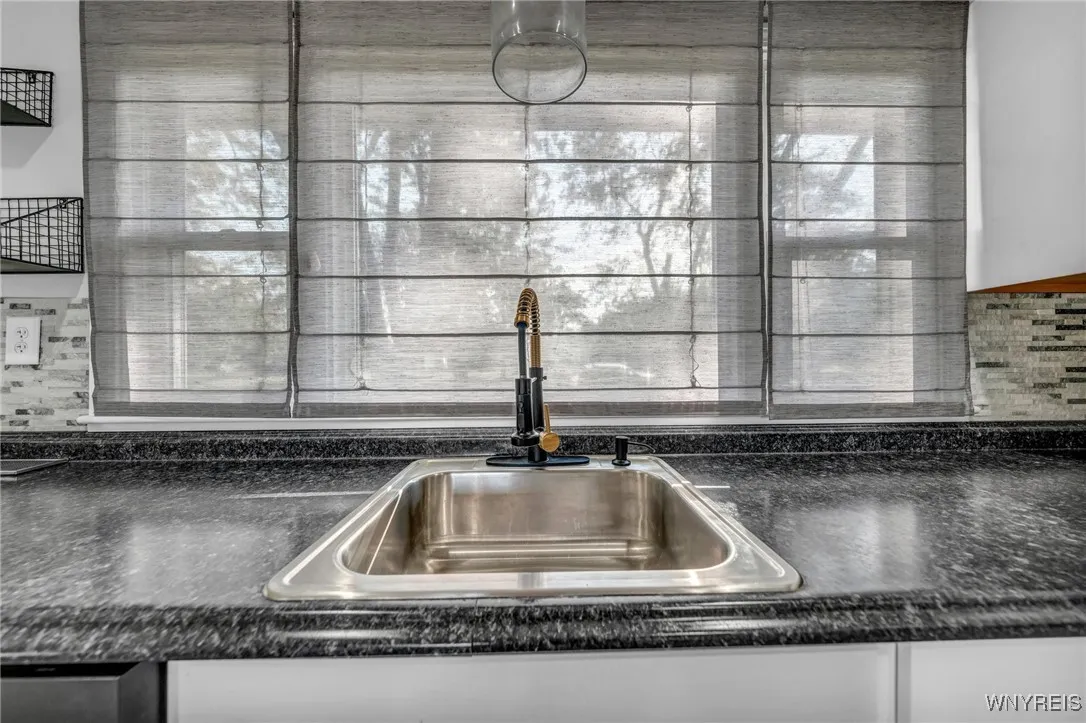 3158 Bieler Road, Orchard Park, New York 14127, Orchard Park, New York 14127, 2 Bedrooms Bedrooms, 3 Rooms Rooms,1 BathroomBathrooms,Residential,Closed,3158 Bieler Road, Orchard Park, New York 14127,0,B1567195