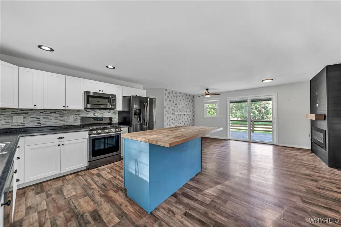 3158 Bieler Road, Orchard Park, New York 14127, Orchard Park, New York 14127, 2 Bedrooms Bedrooms, 3 Rooms Rooms,1 BathroomBathrooms,Residential,Closed,3158 Bieler Road, Orchard Park, New York 14127,0,B1567195