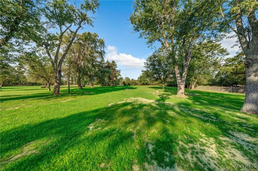 3158 Bieler Road, Orchard Park, New York 14127, Orchard Park, New York 14127, 2 Bedrooms Bedrooms, 3 Rooms Rooms,1 BathroomBathrooms,Residential,Closed,3158 Bieler Road, Orchard Park, New York 14127,0,B1567195