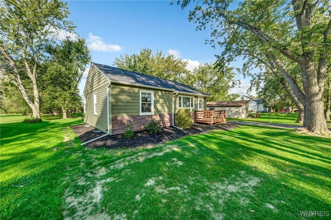3158 Bieler Road, Orchard Park, New York 14127, Orchard Park, New York 14127, 2 Bedrooms Bedrooms, 3 Rooms Rooms,1 BathroomBathrooms,Residential,Closed,3158 Bieler Road, Orchard Park, New York 14127,0,B1567195