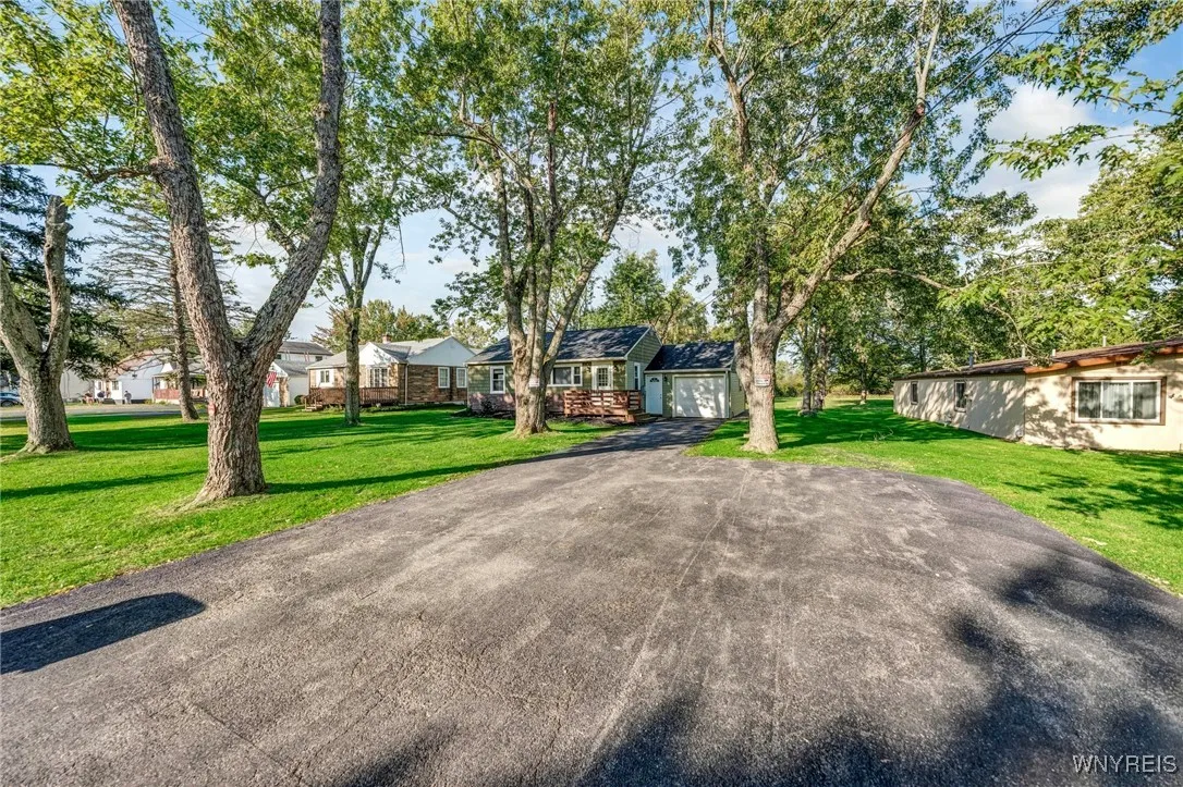 3158 Bieler Road, Orchard Park, New York 14127, Orchard Park, New York 14127, 2 Bedrooms Bedrooms, 3 Rooms Rooms,1 BathroomBathrooms,Residential,Closed,3158 Bieler Road, Orchard Park, New York 14127,0,B1567195