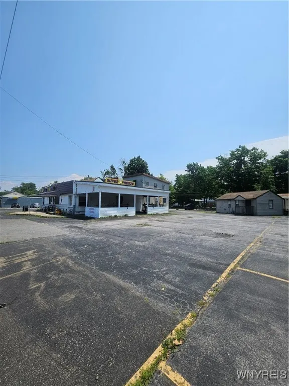 6865 Erie Road, Evans, New York 14047, Evans, New York 14047, ,Commercial Sale,For Sale,6865 Erie Road, Evans, New York 14047,0,B1567124