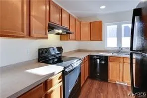 756 Robin Road, Amherst, New York 14228, Amherst, New York 14228, 2 Bedrooms Bedrooms, 5 Rooms Rooms,1 BathroomBathrooms,Residential Lease,Closed,756 Robin Road, Amherst, New York 14228,0,B1567529