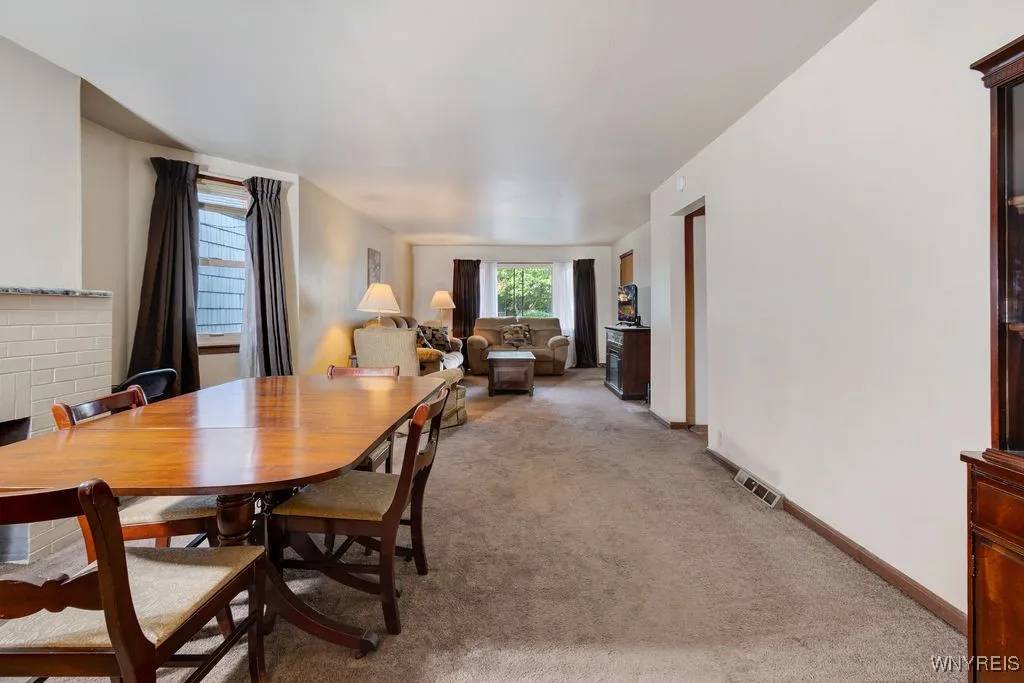 393 Fargo Avenue, Buffalo, New York 14213, Buffalo, New York 14213, 4 Bedrooms Bedrooms, ,2 BathroomsBathrooms,Residential,Closed,393 Fargo Avenue, Buffalo, New York 14213,0,B1567533