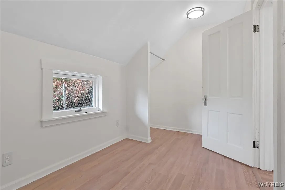 190 Hamburg Street, Buffalo, New York 14204, Buffalo, New York 14204, 3 Bedrooms Bedrooms, 5 Rooms Rooms,1 BathroomBathrooms,Residential,Closed,190 Hamburg Street, Buffalo, New York 14204,0,B1567723
