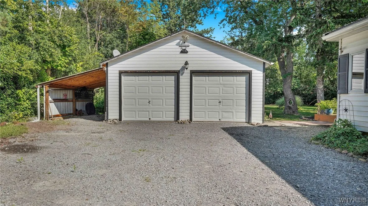 4135 Burke Parkway, Hamburg, New York 14219, Hamburg, New York 14219, 2 Bedrooms Bedrooms, 7 Rooms Rooms,1 BathroomBathrooms,Residential,Closed,4135 Burke Parkway, Hamburg, New York 14219,0,B1564746