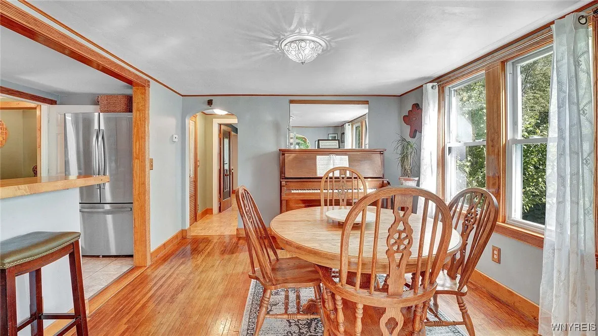 4135 Burke Parkway, Hamburg, New York 14219, Hamburg, New York 14219, 2 Bedrooms Bedrooms, 7 Rooms Rooms,1 BathroomBathrooms,Residential,Closed,4135 Burke Parkway, Hamburg, New York 14219,0,B1564746