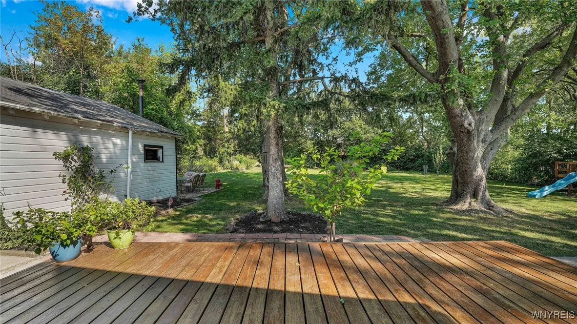 4135 Burke Parkway, Hamburg, New York 14219, Hamburg, New York 14219, 2 Bedrooms Bedrooms, 7 Rooms Rooms,1 BathroomBathrooms,Residential,Closed,4135 Burke Parkway, Hamburg, New York 14219,0,B1564746