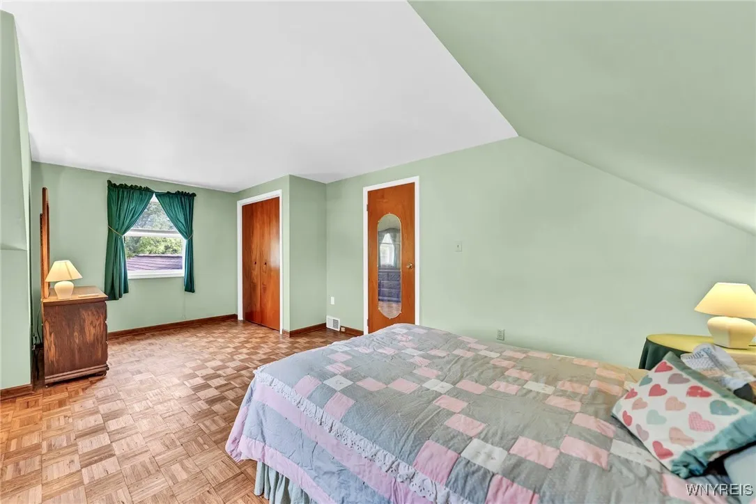 3992 Grant Avenue, Hamburg, New York 14075, Hamburg, New York 14075, 4 Bedrooms Bedrooms, 9 Rooms Rooms,3 BathroomsBathrooms,Residential,Closed,3992 Grant Avenue, Hamburg, New York 14075,0,B1567834