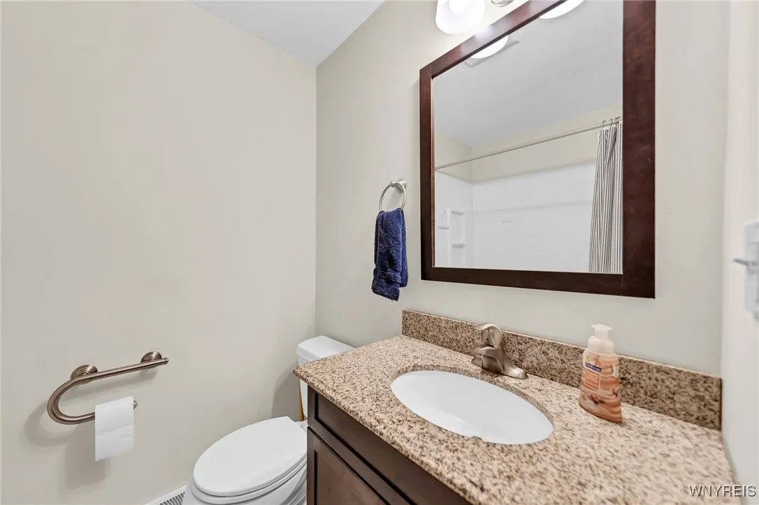 3992 Grant Avenue, Hamburg, New York 14075, Hamburg, New York 14075, 4 Bedrooms Bedrooms, 9 Rooms Rooms,3 BathroomsBathrooms,Residential,Closed,3992 Grant Avenue, Hamburg, New York 14075,0,B1567834