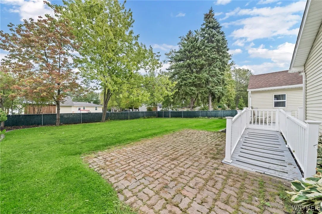 3992 Grant Avenue, Hamburg, New York 14075, Hamburg, New York 14075, 4 Bedrooms Bedrooms, 9 Rooms Rooms,3 BathroomsBathrooms,Residential,Closed,3992 Grant Avenue, Hamburg, New York 14075,0,B1567834