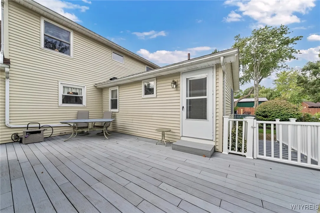 3992 Grant Avenue, Hamburg, New York 14075, Hamburg, New York 14075, 4 Bedrooms Bedrooms, 9 Rooms Rooms,3 BathroomsBathrooms,Residential,Closed,3992 Grant Avenue, Hamburg, New York 14075,0,B1567834