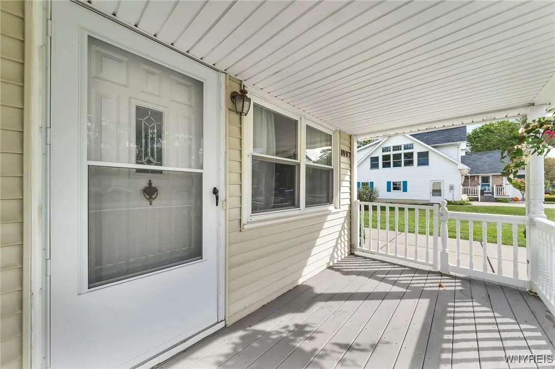 3992 Grant Avenue, Hamburg, New York 14075, Hamburg, New York 14075, 4 Bedrooms Bedrooms, 9 Rooms Rooms,3 BathroomsBathrooms,Residential,Closed,3992 Grant Avenue, Hamburg, New York 14075,0,B1567834