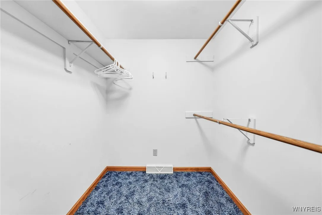 3992 Grant Avenue, Hamburg, New York 14075, Hamburg, New York 14075, 4 Bedrooms Bedrooms, 9 Rooms Rooms,3 BathroomsBathrooms,Residential,Closed,3992 Grant Avenue, Hamburg, New York 14075,0,B1567834