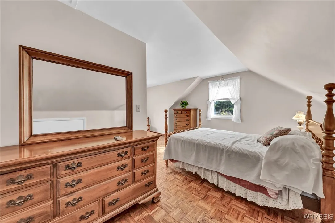 3992 Grant Avenue, Hamburg, New York 14075, Hamburg, New York 14075, 4 Bedrooms Bedrooms, 9 Rooms Rooms,3 BathroomsBathrooms,Residential,Closed,3992 Grant Avenue, Hamburg, New York 14075,0,B1567834