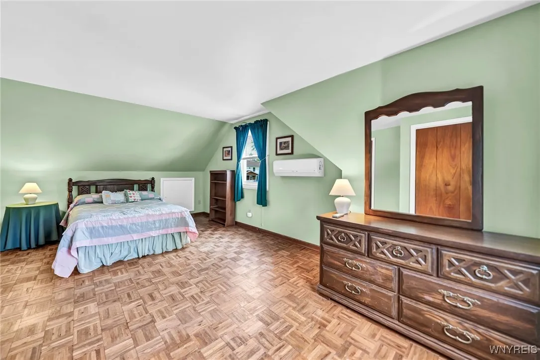 3992 Grant Avenue, Hamburg, New York 14075, Hamburg, New York 14075, 4 Bedrooms Bedrooms, 9 Rooms Rooms,3 BathroomsBathrooms,Residential,Closed,3992 Grant Avenue, Hamburg, New York 14075,0,B1567834