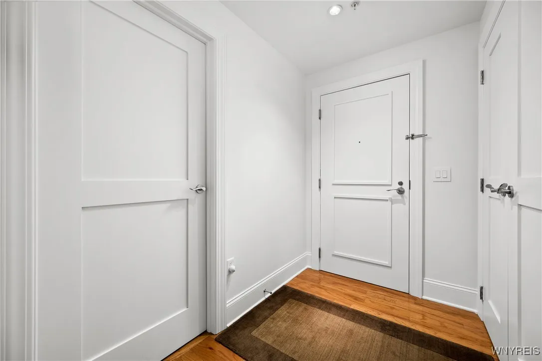 132 Lakefront Boulevard 302, Buffalo, New York 142, Buffalo, New York 14202, 2 Bedrooms Bedrooms, 5 Rooms Rooms,2 BathroomsBathrooms,Residential,Closed,132 Lakefront Boulevard 302, Buffalo, New York 142,0,B1567851
