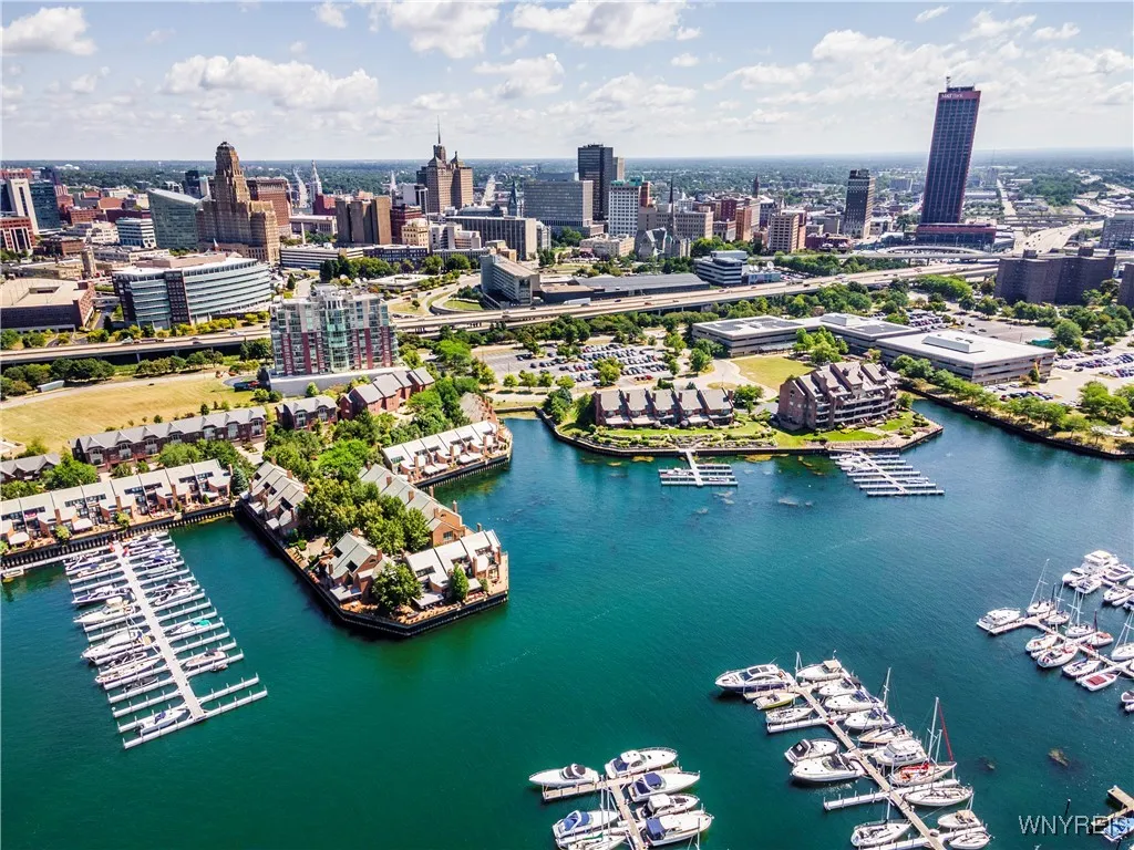132 Lakefront Boulevard 302, Buffalo, New York 142, Buffalo, New York 14202, 2 Bedrooms Bedrooms, 5 Rooms Rooms,2 BathroomsBathrooms,Residential,Closed,132 Lakefront Boulevard 302, Buffalo, New York 142,0,B1567851