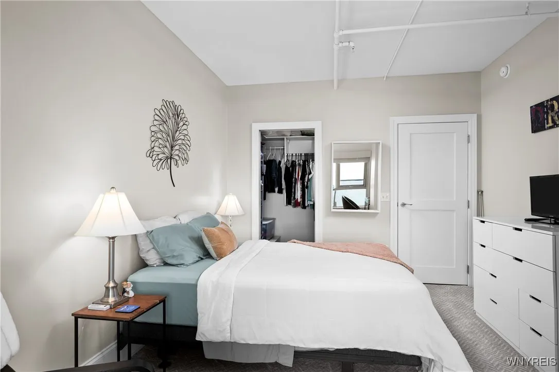 132 Lakefront Boulevard 302, Buffalo, New York 142, Buffalo, New York 14202, 2 Bedrooms Bedrooms, 5 Rooms Rooms,2 BathroomsBathrooms,Residential,Closed,132 Lakefront Boulevard 302, Buffalo, New York 142,0,B1567851