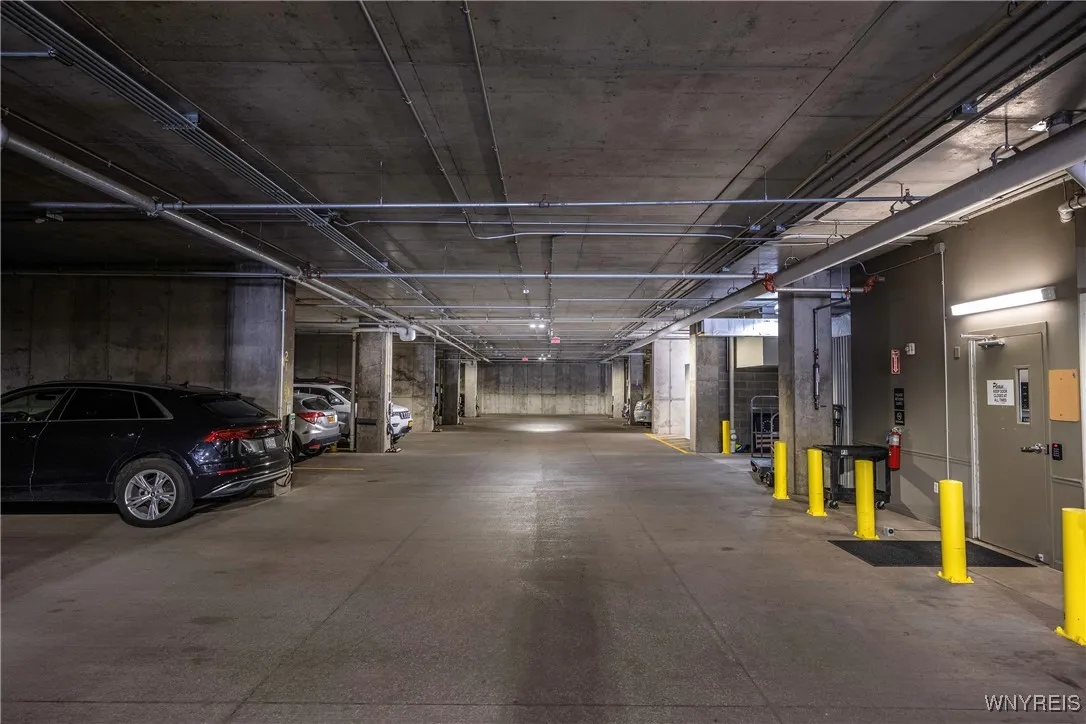 132 Lakefront Boulevard 302, Buffalo, New York 142, Buffalo, New York 14202, 2 Bedrooms Bedrooms, 5 Rooms Rooms,2 BathroomsBathrooms,Residential,Closed,132 Lakefront Boulevard 302, Buffalo, New York 142,0,B1567851