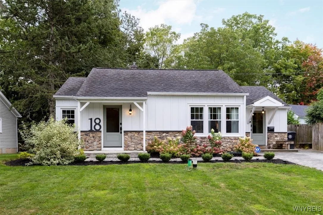 18 Larned Lane, Orchard Park, New York 14127, Orchard Park, New York 14127, 3 Bedrooms Bedrooms, 5 Rooms Rooms,1 BathroomBathrooms,Residential,Closed,18 Larned Lane, Orchard Park, New York 14127,0,B1567992