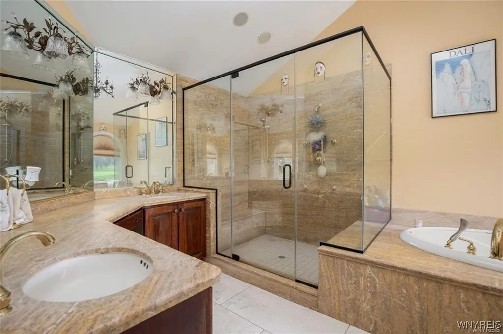 5338 Briercliff Drive, Hamburg, New York 14075, Hamburg, New York 14075, 4 Bedrooms Bedrooms, 17 Rooms Rooms,4 BathroomsBathrooms,Residential,Closed,5338 Briercliff Drive, Hamburg, New York 14075,0,B1567245
