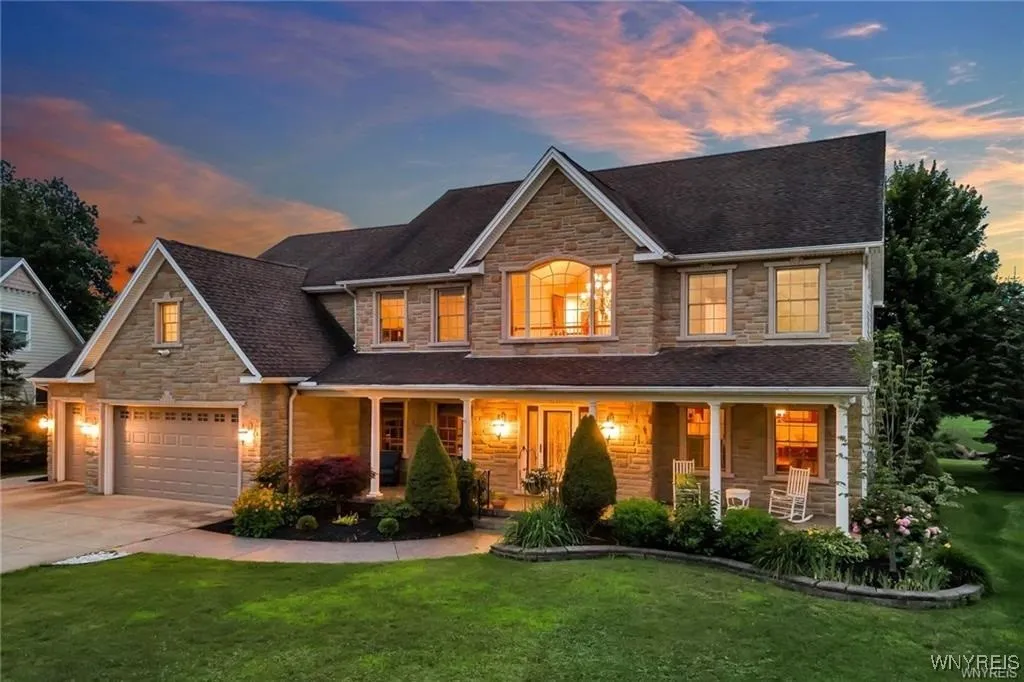 5338 Briercliff Drive, Hamburg, New York 14075, Hamburg, New York 14075, 4 Bedrooms Bedrooms, 17 Rooms Rooms,4 BathroomsBathrooms,Residential,Closed,5338 Briercliff Drive, Hamburg, New York 14075,0,B1567245