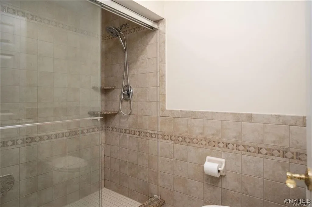 5338 Briercliff Drive, Hamburg, New York 14075, Hamburg, New York 14075, 4 Bedrooms Bedrooms, 17 Rooms Rooms,4 BathroomsBathrooms,Residential,Closed,5338 Briercliff Drive, Hamburg, New York 14075,0,B1567245