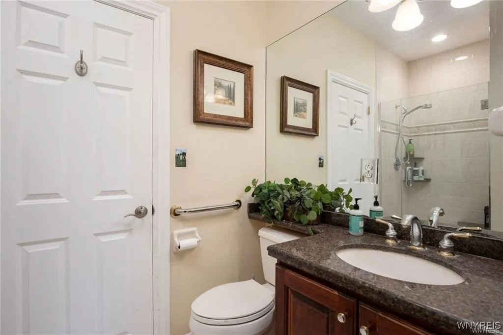 5338 Briercliff Drive, Hamburg, New York 14075, Hamburg, New York 14075, 4 Bedrooms Bedrooms, 17 Rooms Rooms,4 BathroomsBathrooms,Residential,Closed,5338 Briercliff Drive, Hamburg, New York 14075,0,B1567245