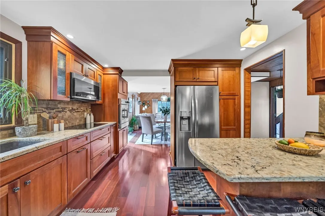 363 Elmwood Avenue, Aurora, New York 14052, Aurora, New York 14052, 4 Bedrooms Bedrooms, 8 Rooms Rooms,2 BathroomsBathrooms,Residential,Closed,363 Elmwood Avenue, Aurora, New York 14052,0,B1567409