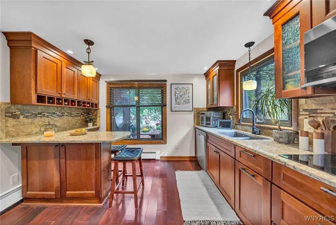 363 Elmwood Avenue, Aurora, New York 14052, Aurora, New York 14052, 4 Bedrooms Bedrooms, 8 Rooms Rooms,2 BathroomsBathrooms,Residential,Closed,363 Elmwood Avenue, Aurora, New York 14052,0,B1567409
