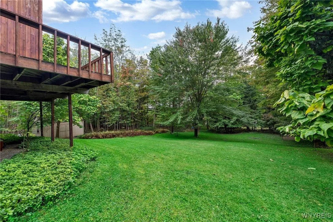 363 Elmwood Avenue, Aurora, New York 14052, Aurora, New York 14052, 4 Bedrooms Bedrooms, 8 Rooms Rooms,2 BathroomsBathrooms,Residential,Closed,363 Elmwood Avenue, Aurora, New York 14052,0,B1567409