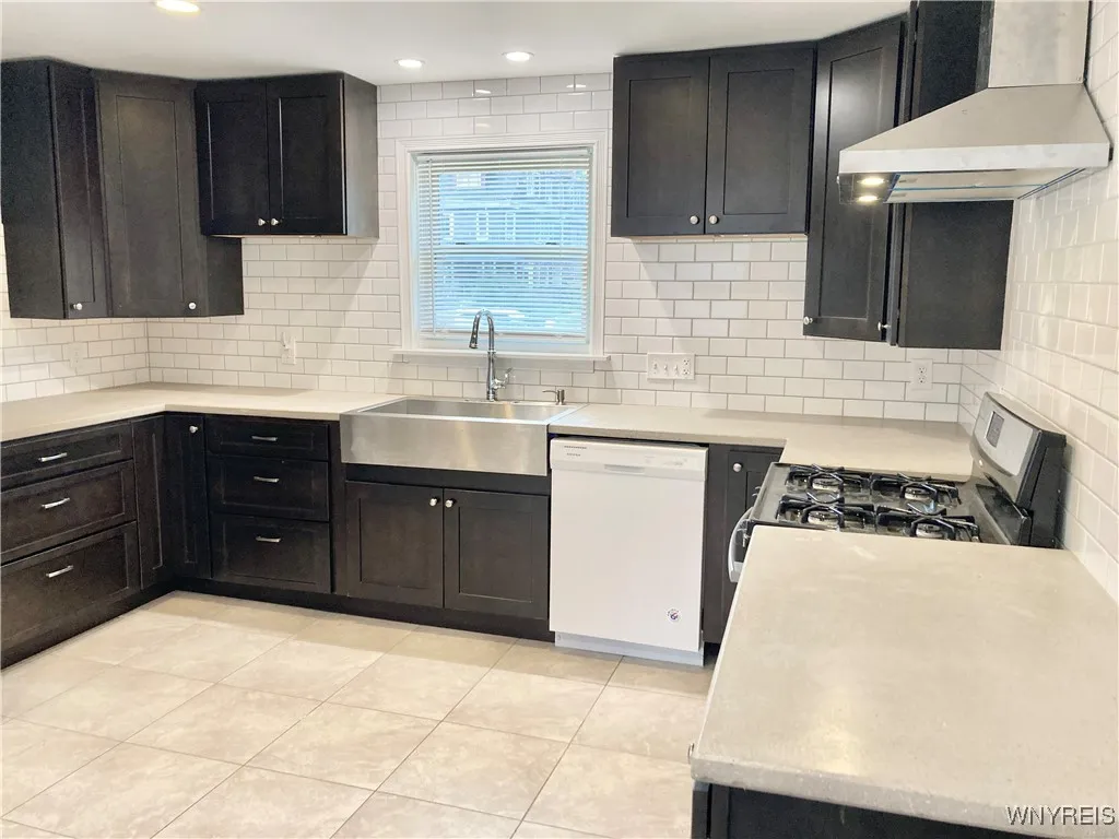 143 Cottage Street, Buffalo, New York 14201, Buffalo, New York 14201, 3 Bedrooms Bedrooms, 7 Rooms Rooms,1 BathroomBathrooms,Residential Lease,For Rent,143 Cottage Street, Buffalo, New York 14201,0,B1568014 143 Cottage Street, Buffalo, New York 14201, Buffalo, New York 14201, 3 Bedrooms Bedrooms, 7 Rooms Rooms,1 BathroomBathrooms,Residential Lease,For Rent,143 Cottage Street, Buffalo, New York 14201,0,B1568014