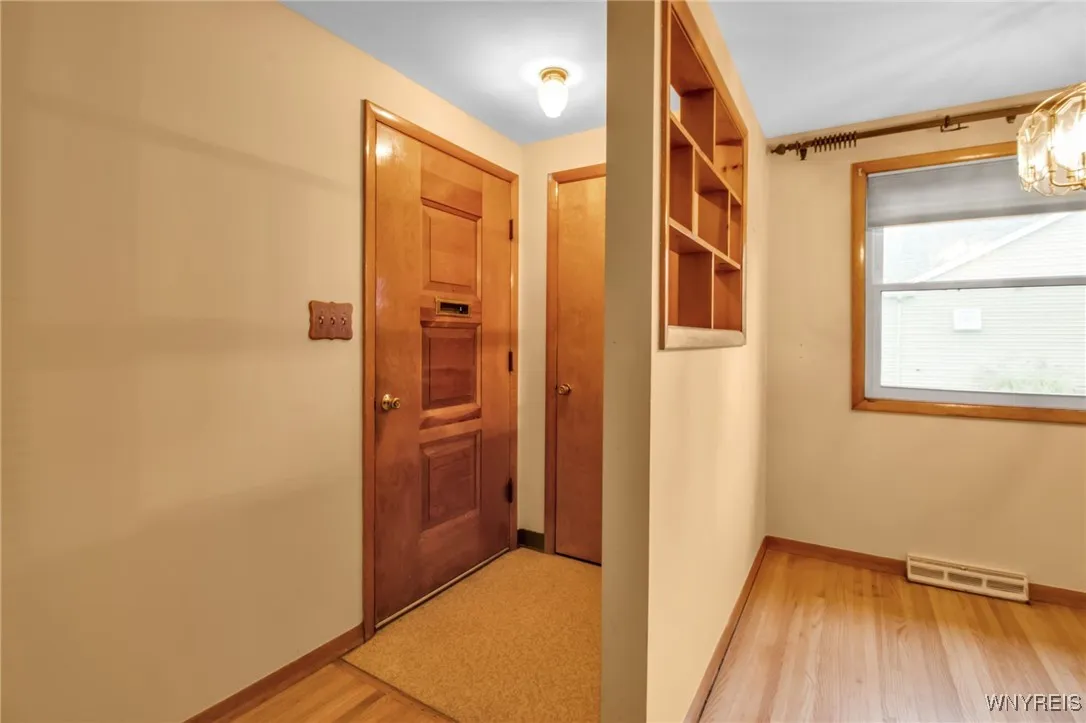 155 Fries Road, Tonawanda-town, New York 14150, Tonawanda, New York 14150, 3 Bedrooms Bedrooms, 7 Rooms Rooms,2 BathroomsBathrooms,Residential,Closed,155 Fries Road, Tonawanda-town, New York 14150,0,B1568231