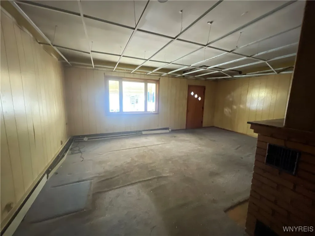133 Weimar Street, Buffalo, New York 14206, Buffalo, New York 14206, 2 Bedrooms Bedrooms, 5 Rooms Rooms,1 BathroomBathrooms,Residential,Closed,133 Weimar Street, Buffalo, New York 14206,0,B1568041