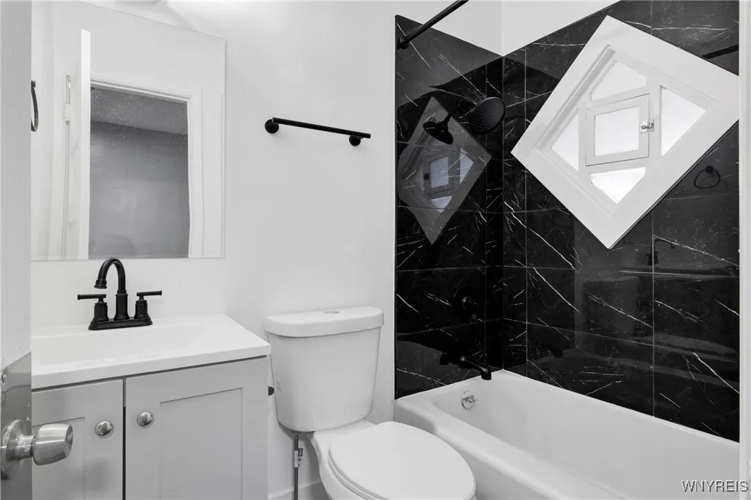 78 Paul Place, Buffalo, New York 14210, Buffalo, New York 14210, 2 Bedrooms Bedrooms, ,2 BathroomsBathrooms,Residential,Closed,78 Paul Place, Buffalo, New York 14210,0,B1568326