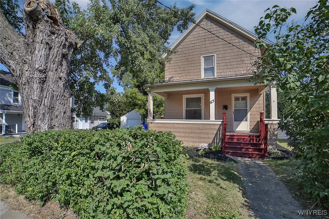 65 Lake Avenue, Hamburg, New York 14219, Hamburg, New York 14219, 3 Bedrooms Bedrooms, 11 Rooms Rooms,1 BathroomBathrooms,Residential,Closed,65 Lake Avenue, Hamburg, New York 14219,0,B1567224