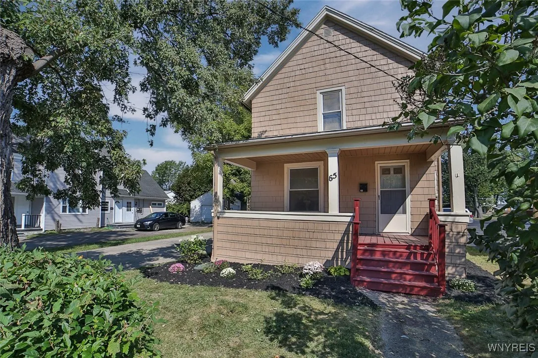 65 Lake Avenue, Hamburg, New York 14219, Hamburg, New York 14219, 3 Bedrooms Bedrooms, 11 Rooms Rooms,1 BathroomBathrooms,Residential,Closed,65 Lake Avenue, Hamburg, New York 14219,0,B1567224
