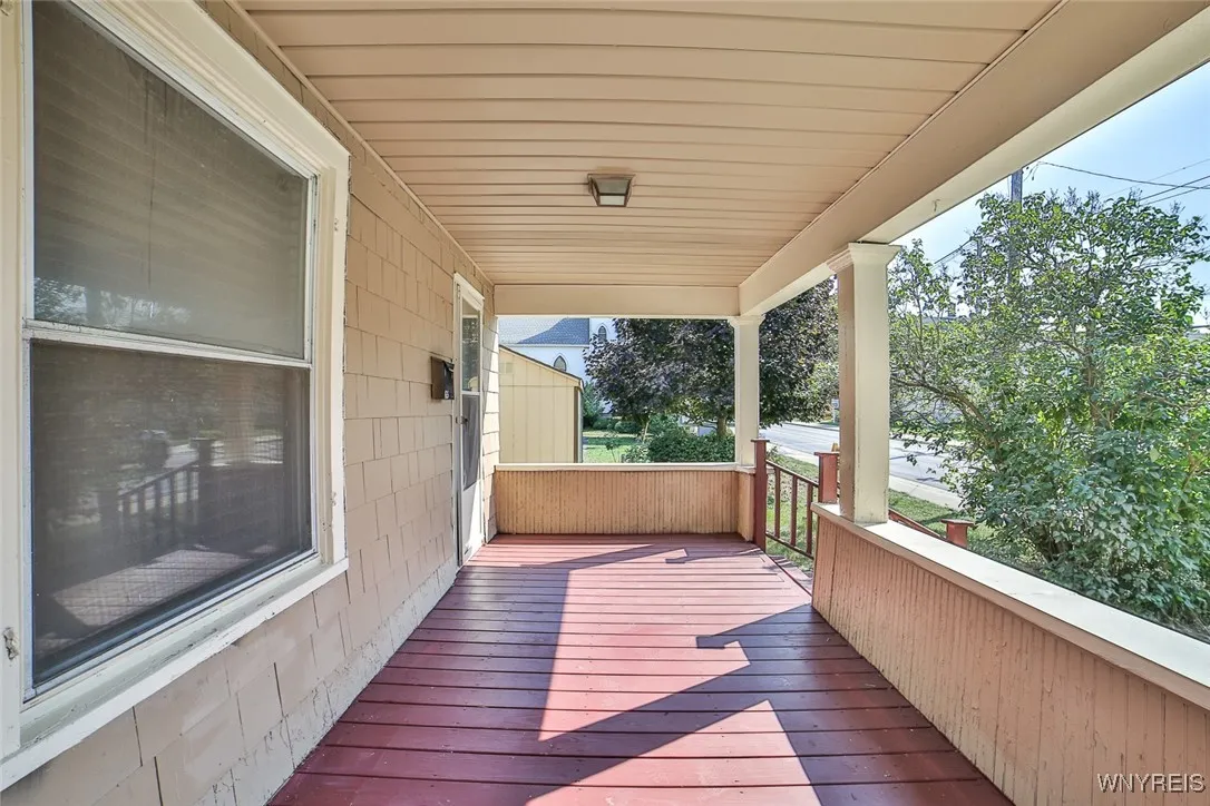 65 Lake Avenue, Hamburg, New York 14219, Hamburg, New York 14219, 3 Bedrooms Bedrooms, 11 Rooms Rooms,1 BathroomBathrooms,Residential,Closed,65 Lake Avenue, Hamburg, New York 14219,0,B1567224