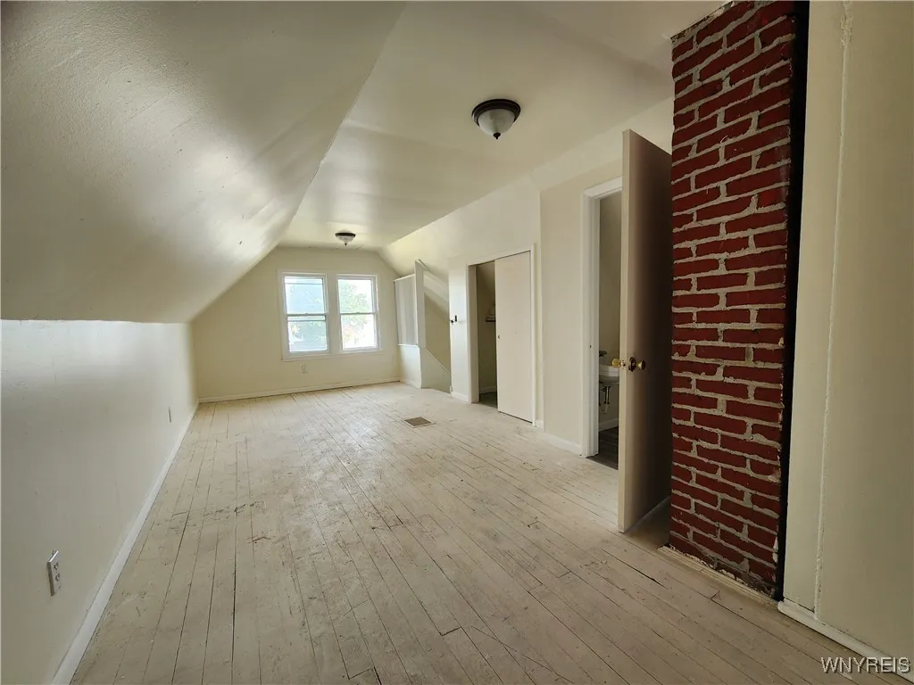 50 Eckhert - Upper Street, Buffalo, New York 14207, Buffalo, New York 14207, 2 Bedrooms Bedrooms, 4 Rooms Rooms,1 BathroomBathrooms,Residential Lease,Closed,50 Eckhert - Upper Street, Buffalo, New York 14207,0,B1568581